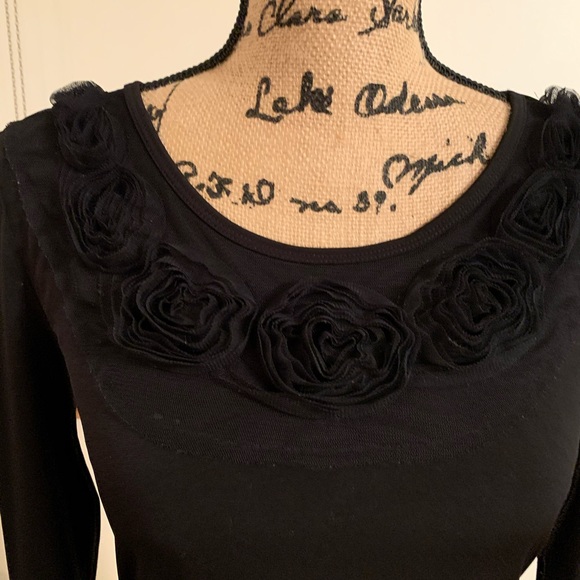 Women’s blouse very unique - Picture 2 of 5